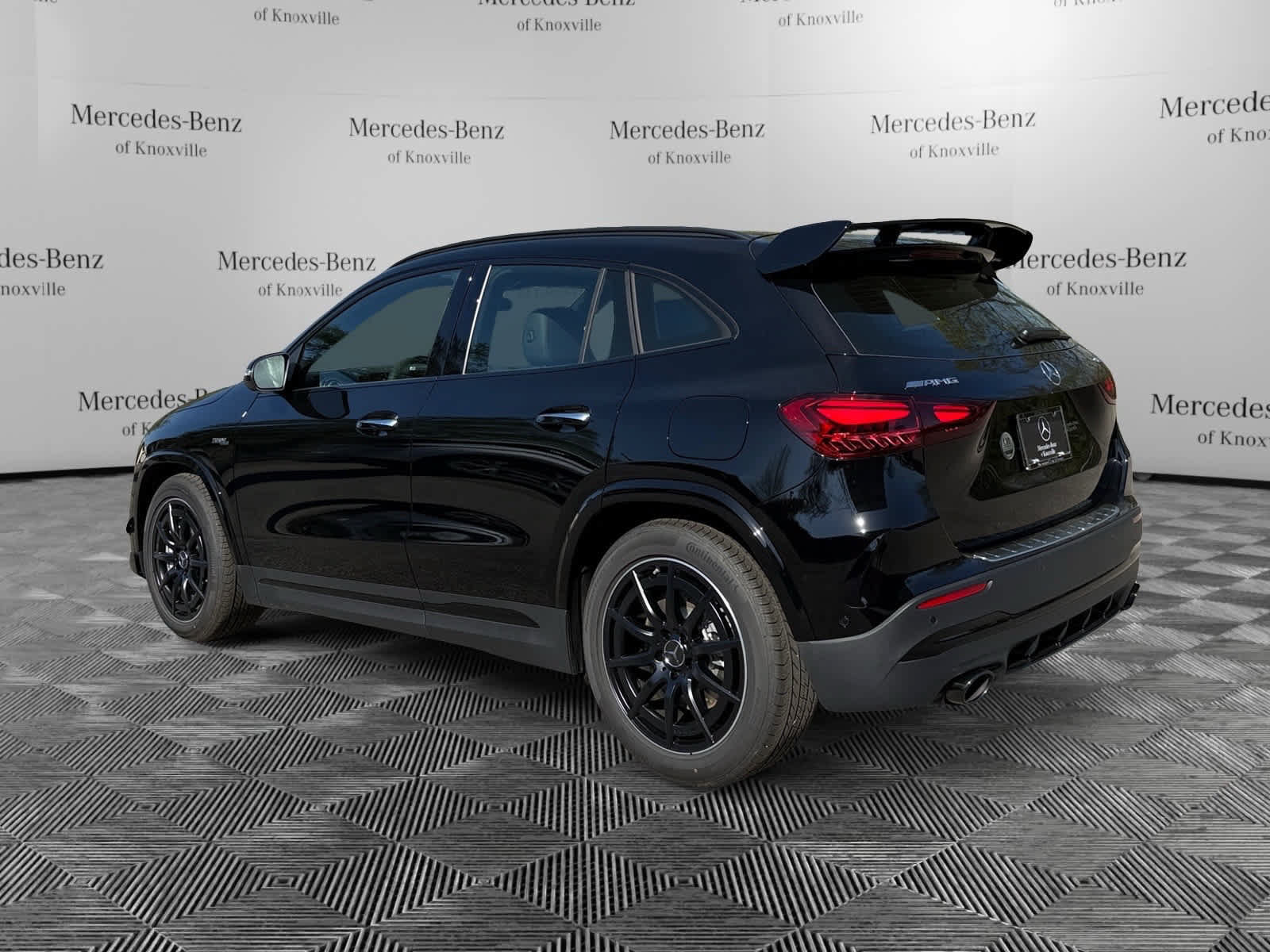 Used 2026 Mercedes-Benz GLA 35 AMG 4MATIC image 3