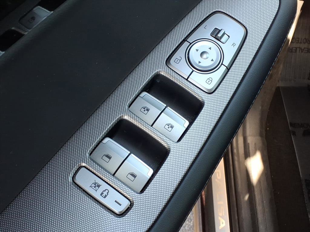 Used 2021 Hyundai Palisade Limited image 21