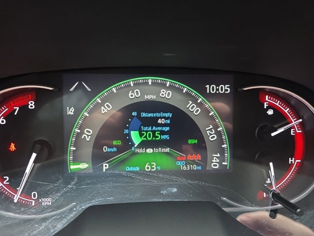 Used 2024 Toyota RAV4 XLE image 26