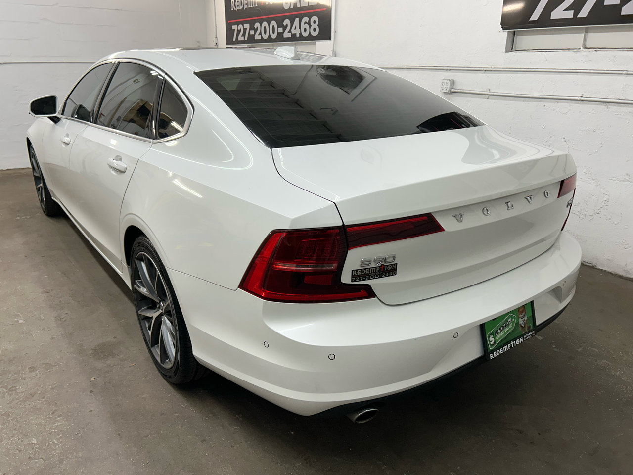 Used 2018 Volvo S90 T5 Momentum w/ Convenience Package AWD/4WD image 16
