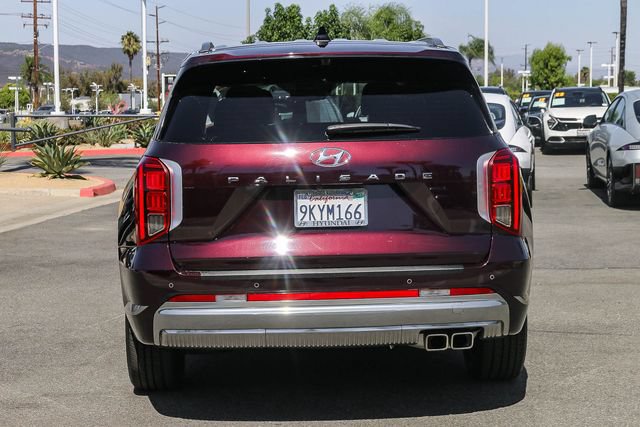 Certified 2024 Hyundai Palisade Calligraphy FWD image 9