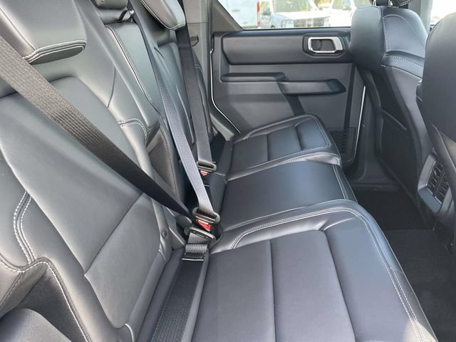 New 2026 Ford Bronco Outer Banks w/ Sasquatch Package AWD/4WD image 16