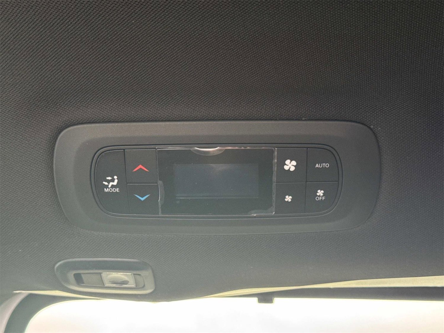 New 2025 Chrysler Pacifica Select image 18