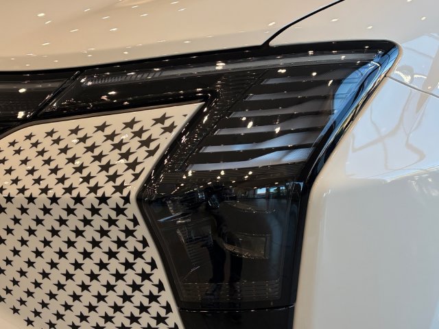 New 2027 Chrysler Pacifica Select FWD image 9