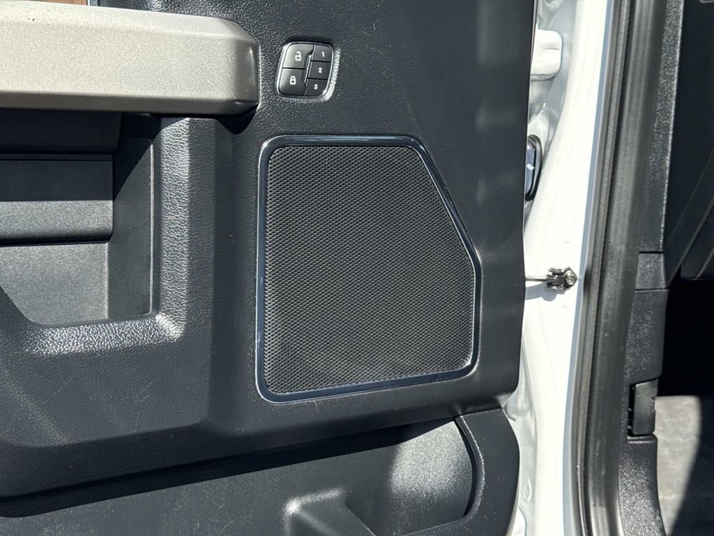 Certified 2019 Ford F150 Lariat image 19