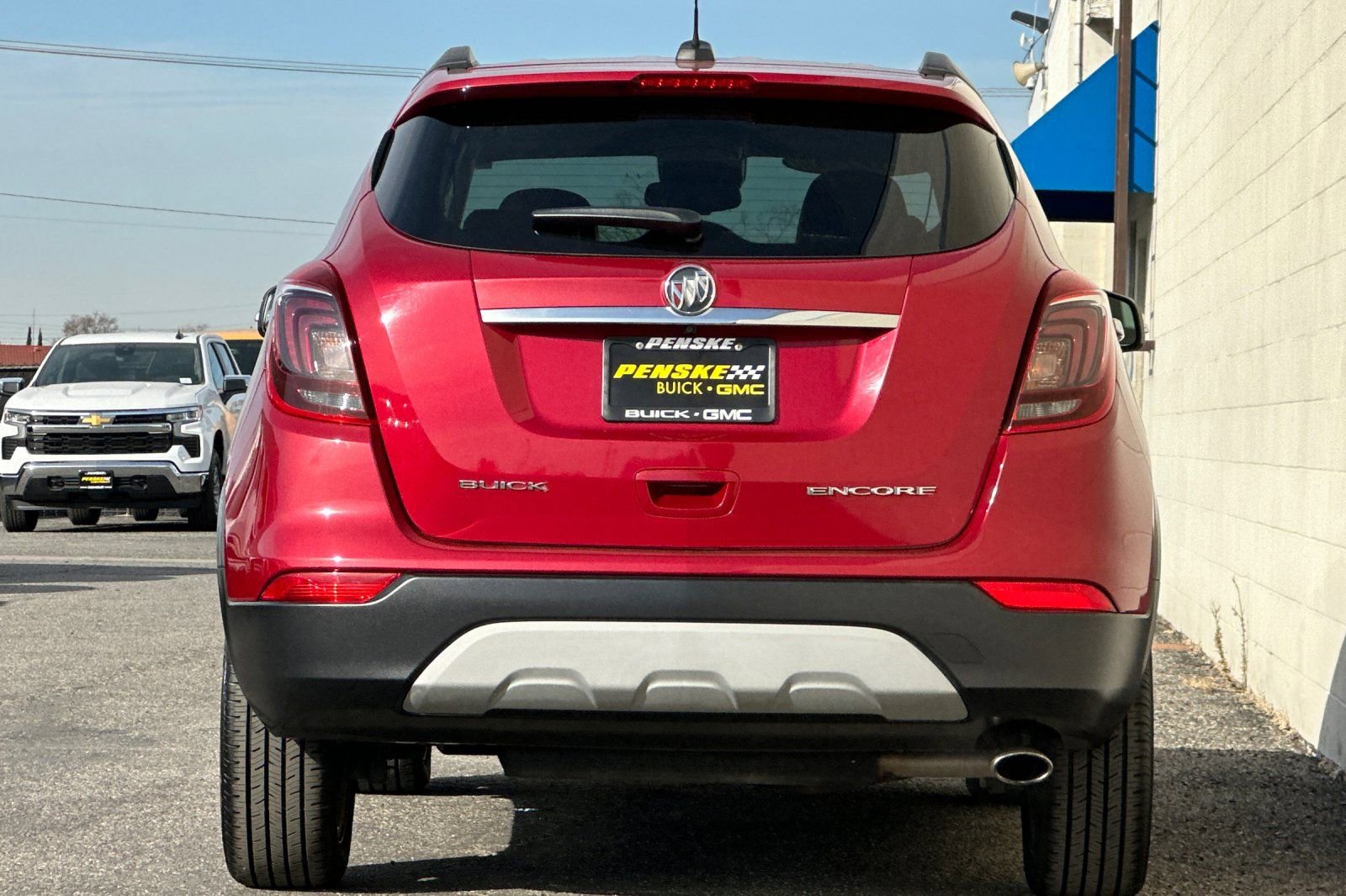 Certified 2018 Buick Encore Preferred image 5