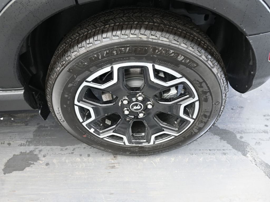 New 2025 Ford Bronco Sport Outer Banks image 12