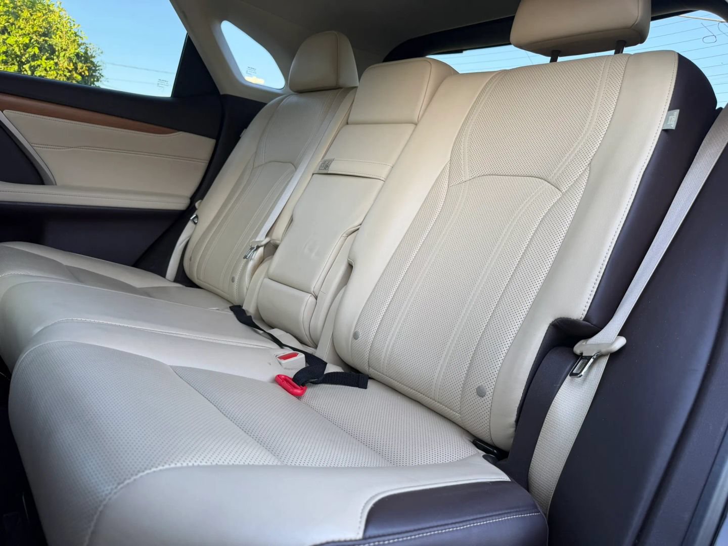 Used 2017 Lexus RX 450h AWD image 11