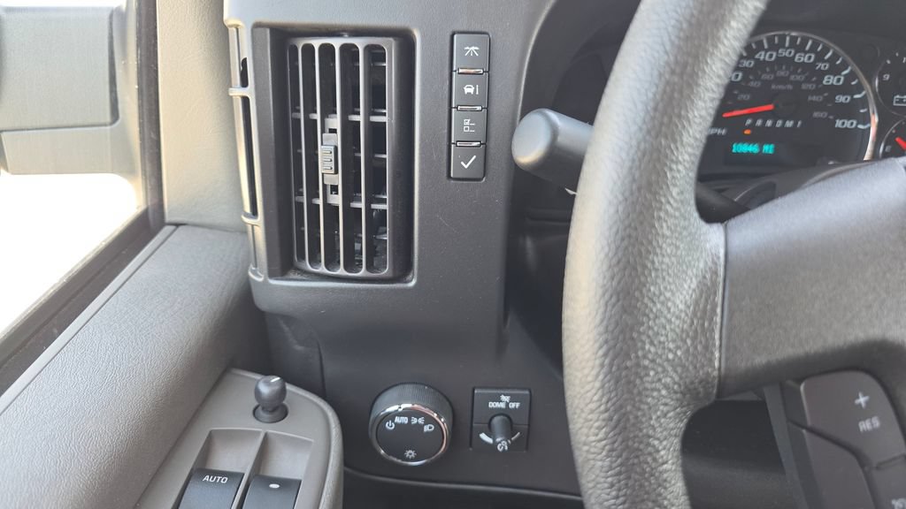 Used 2024 Chevrolet Express 2500 w/ Driver Convenience Package RWD image 23