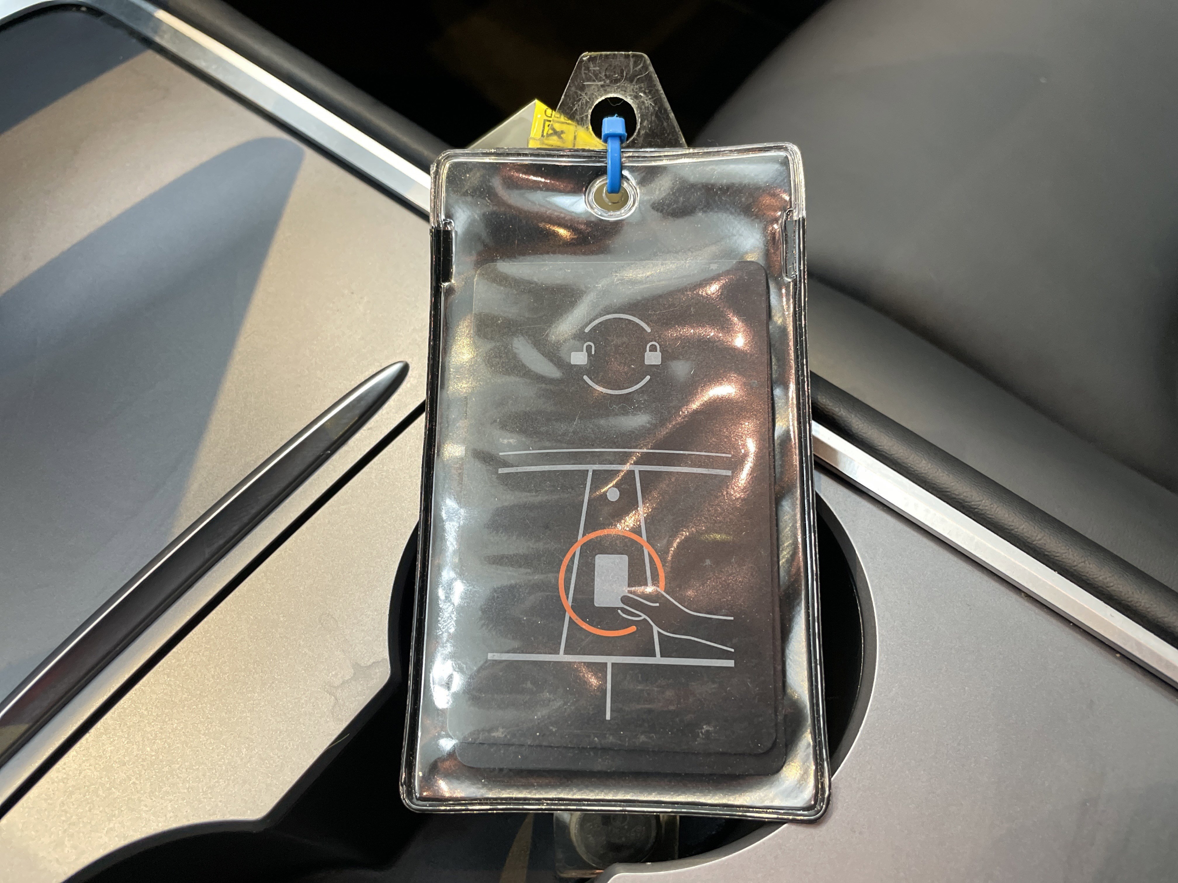 Used 2021 Tesla Model Y Long Range AWD/4WD image 40