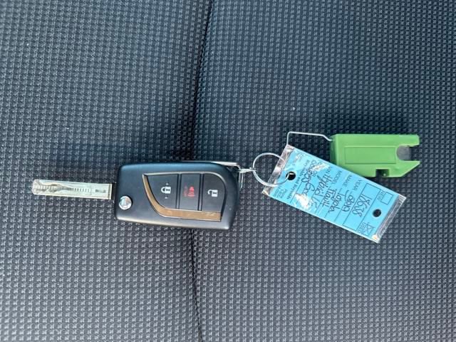 Used 2019 Toyota RAV4 LE w/ Carpet Mat Package image 30