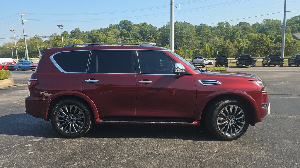 Used 2023 Nissan Armada Platinum w/ Cargo Package AWD/4WD image 2