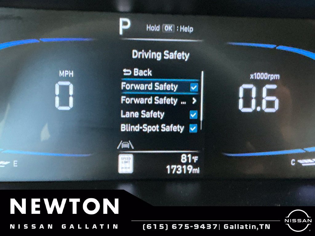 Used 2025 Hyundai Elantra Sport FWD image 23