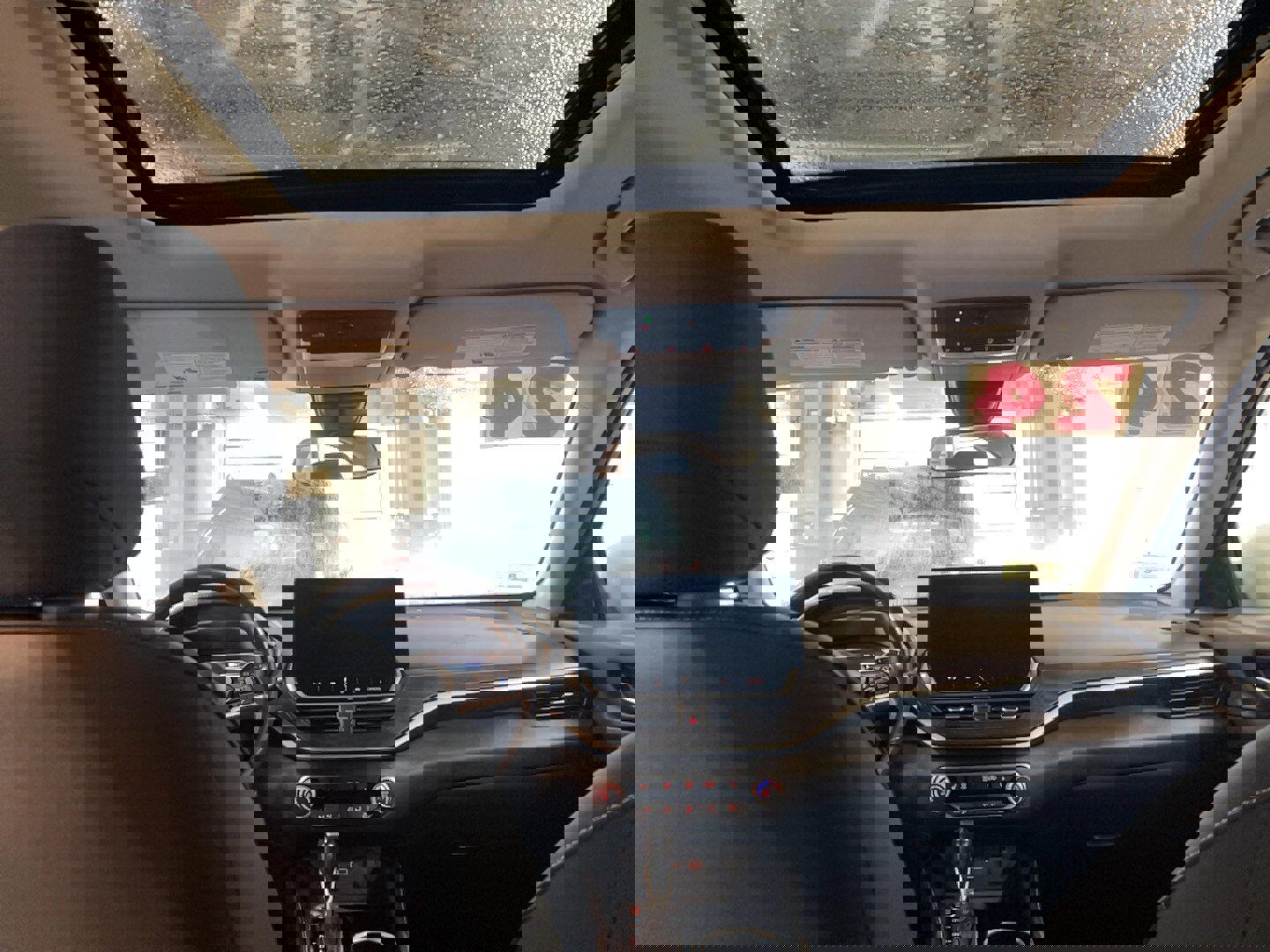 Used 2024 Nissan Altima 2.5 SV w/ SV Premium Package image 9