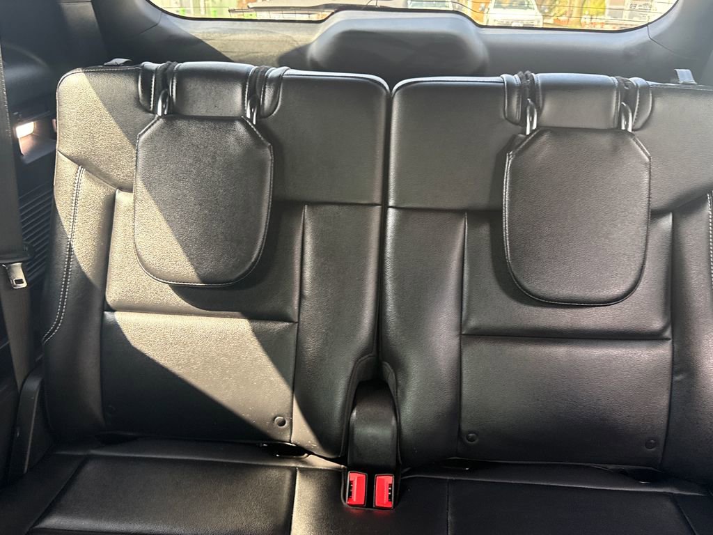 Used 2023 Ford Explorer ST AWD/4WD image 26