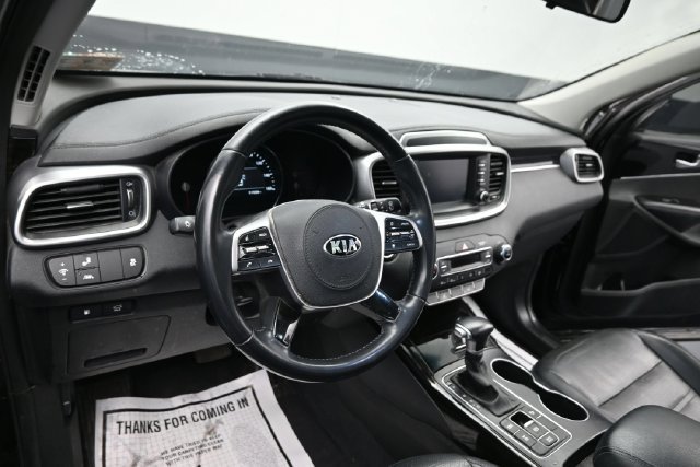 Used 2020 Kia Sorento EX AWD/4WD image 16
