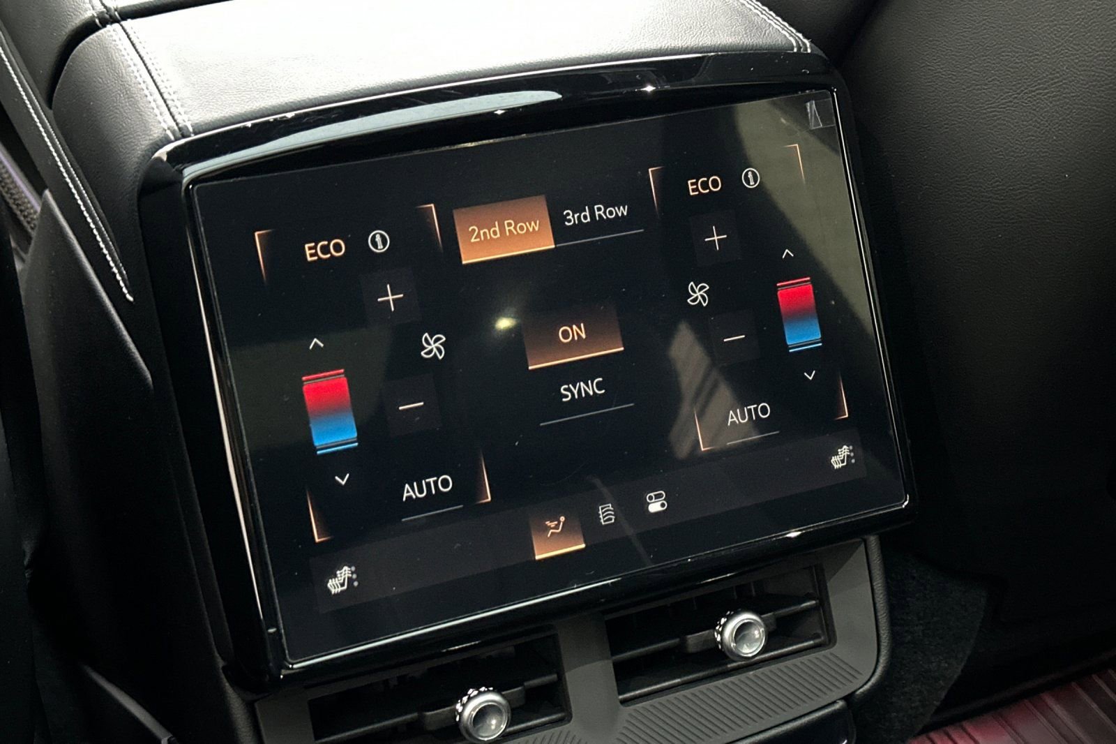 Used 2026 Cadillac Vistiq Sport w/ LPO, Floor Liner Package image 15