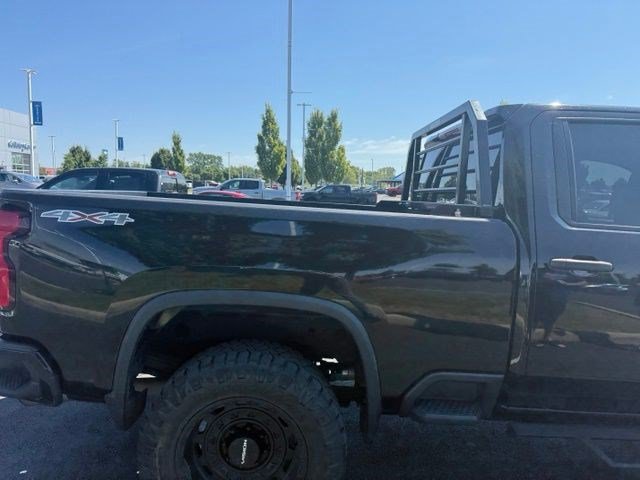 Used 2020 Chevrolet Silverado 2500 Custom w/ Custom Value Package AWD/4WD image 13