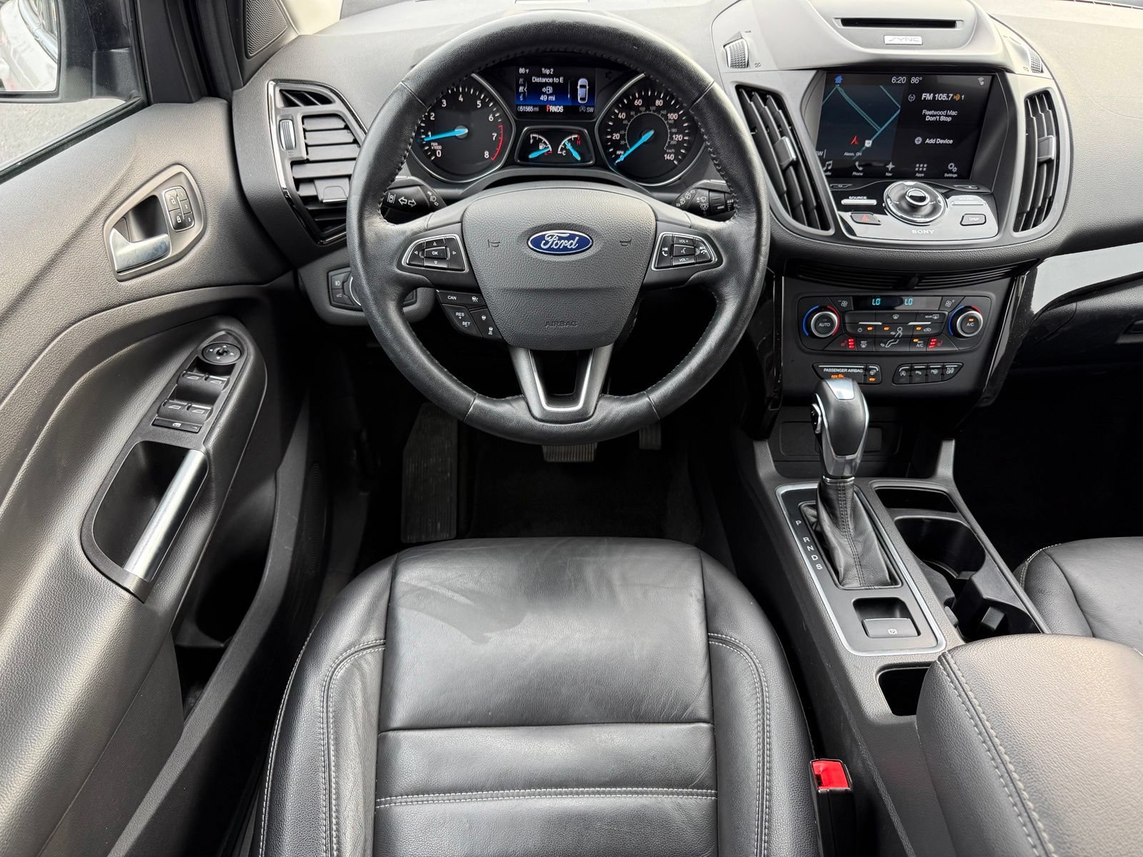 Used 2018 Ford Escape Titanium w/ Ford Safe & Smart Package AWD/4WD image 26