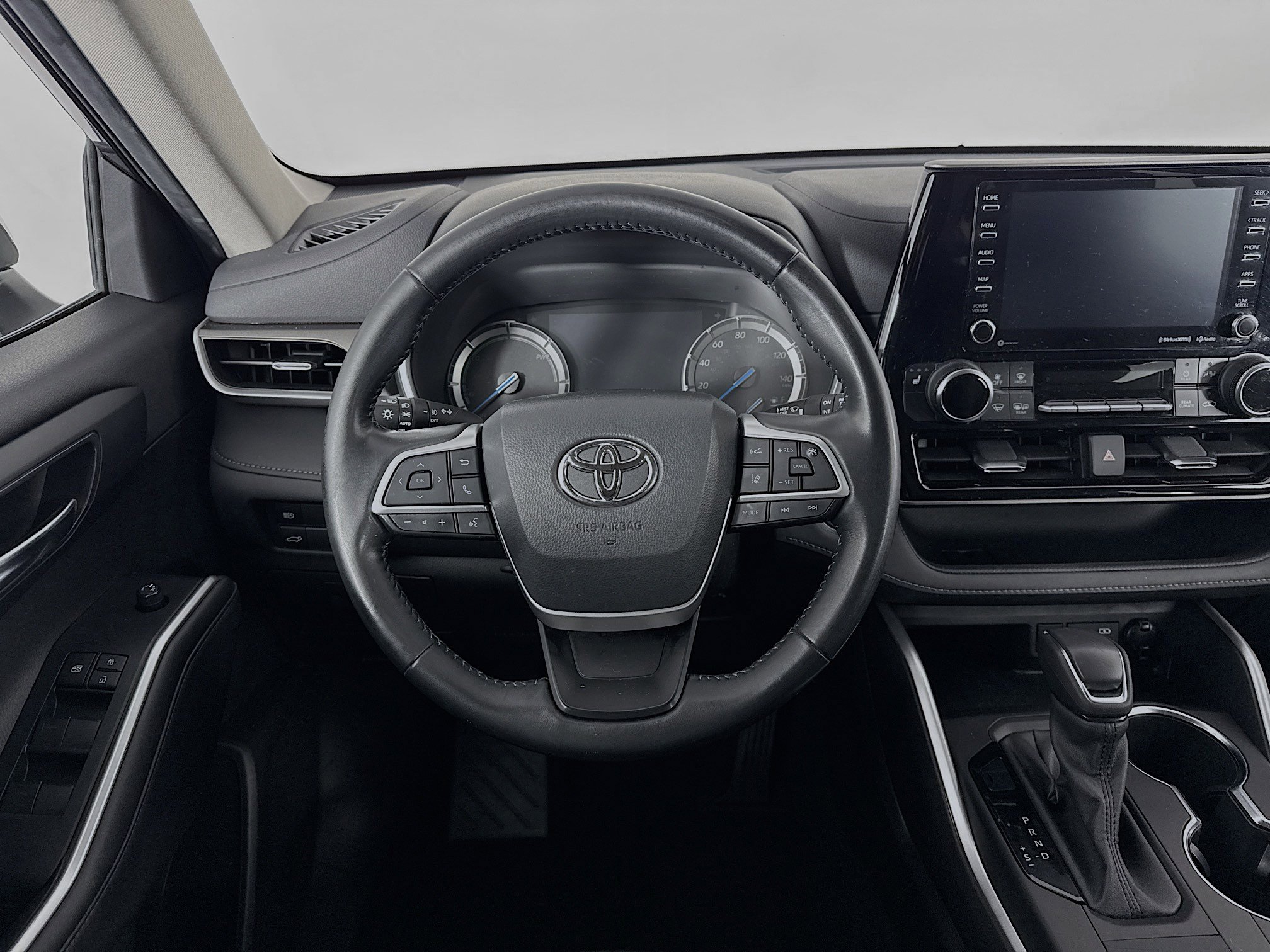 Used 2022 Toyota Highlander XLE image 22