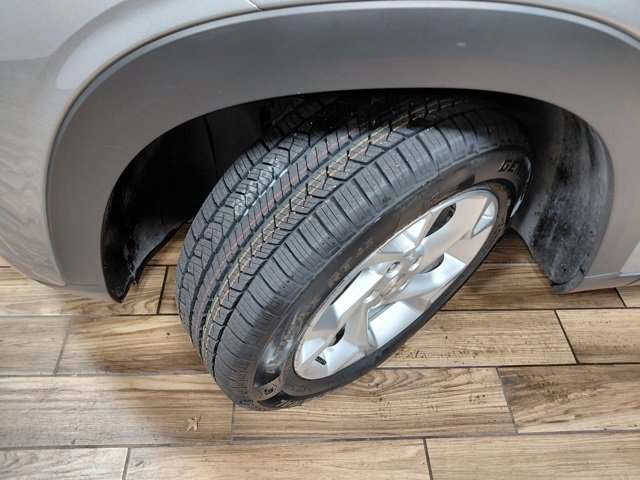 Certified 2024 Chevrolet Trax LS w/ LS Convenience Package image 18