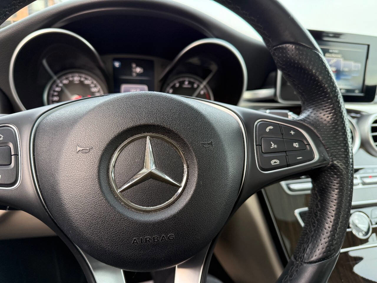 Used 2015 Mercedes-Benz C 300 C 300 4MATIC AWD 4dr Sedan image 20