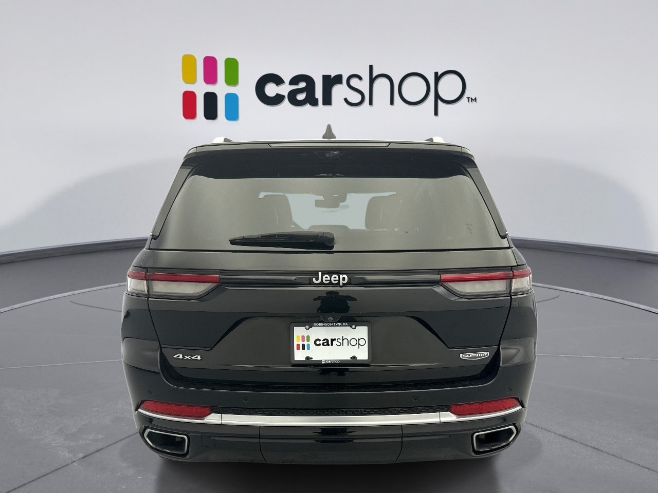 Used 2024 Jeep Grand Cherokee Summit w/ Adv Protech Group IV AWD/4WD image 4