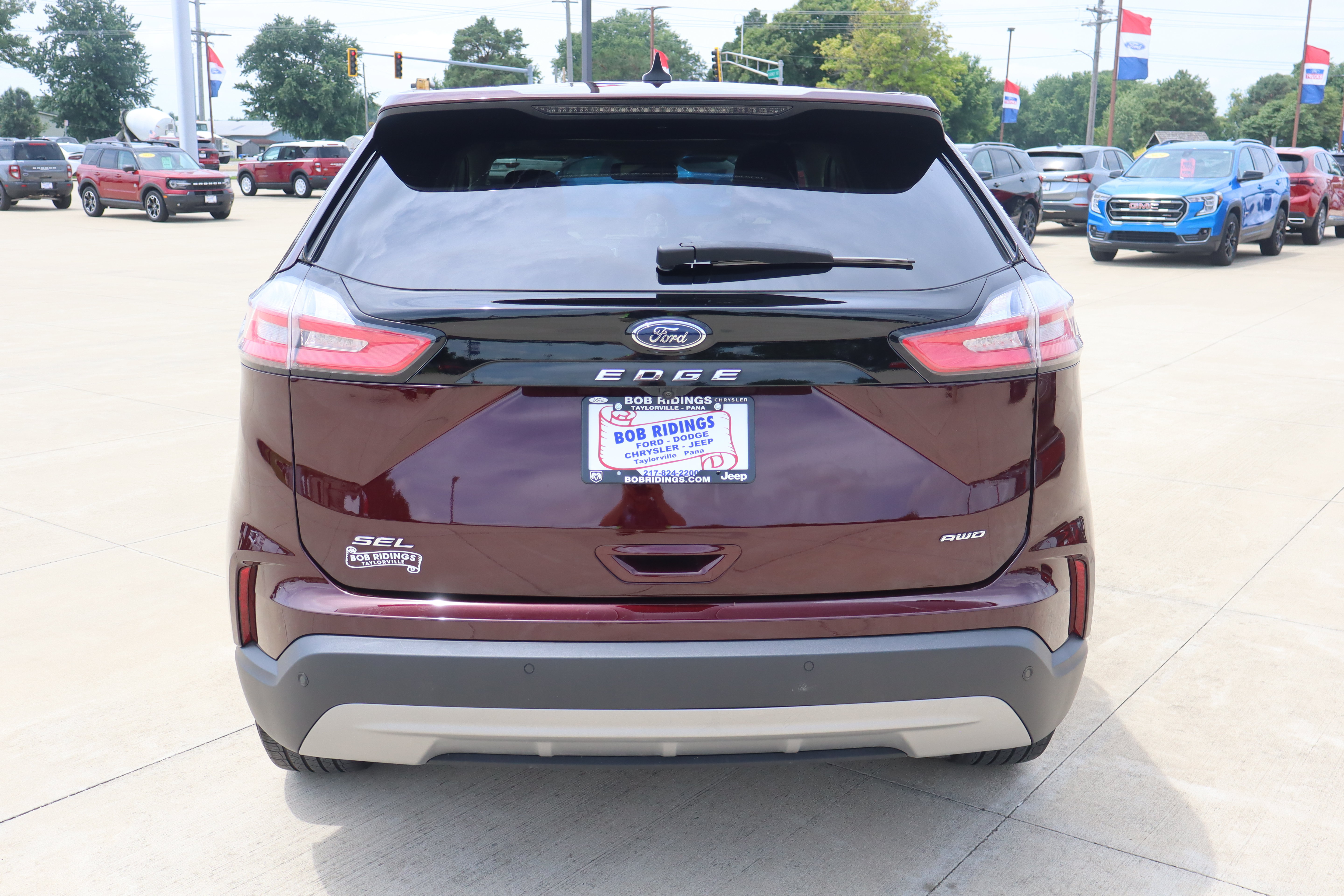 Used 2024 Ford Edge SEL w/ Convenience Package AWD/4WD image 6