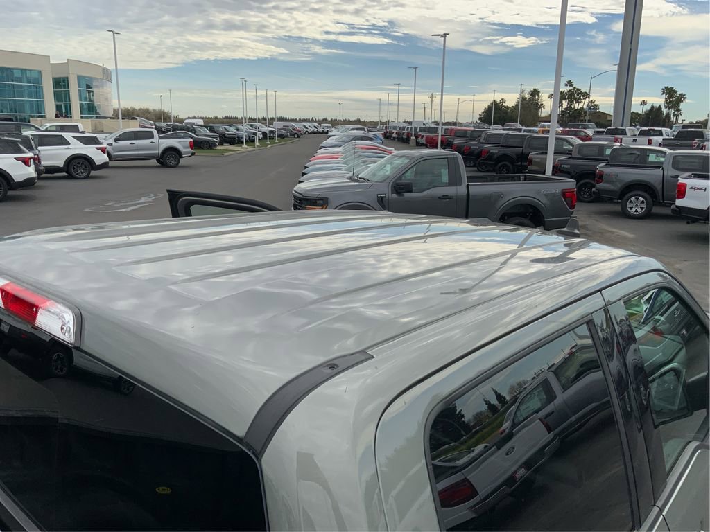 Used 2020 Ford F150 Lariat w/ Trailer Tow Package image 12