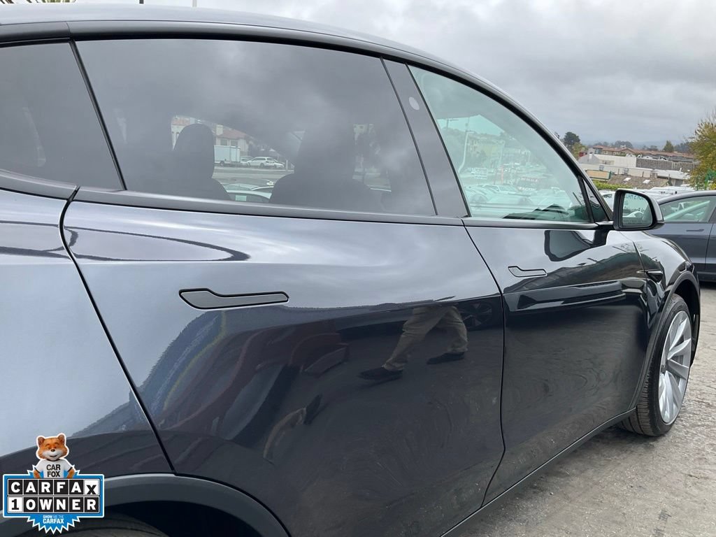 Used 2026 Tesla Model Y AWD image 87
