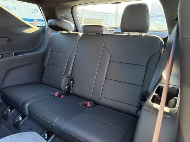New 2026 Chevrolet Traverse LT w/ Enhanced Driving Package FWD image 26