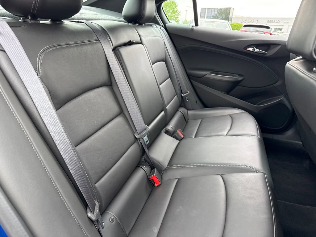 Used 2016 Chevrolet Cruze Premier FWD image 36