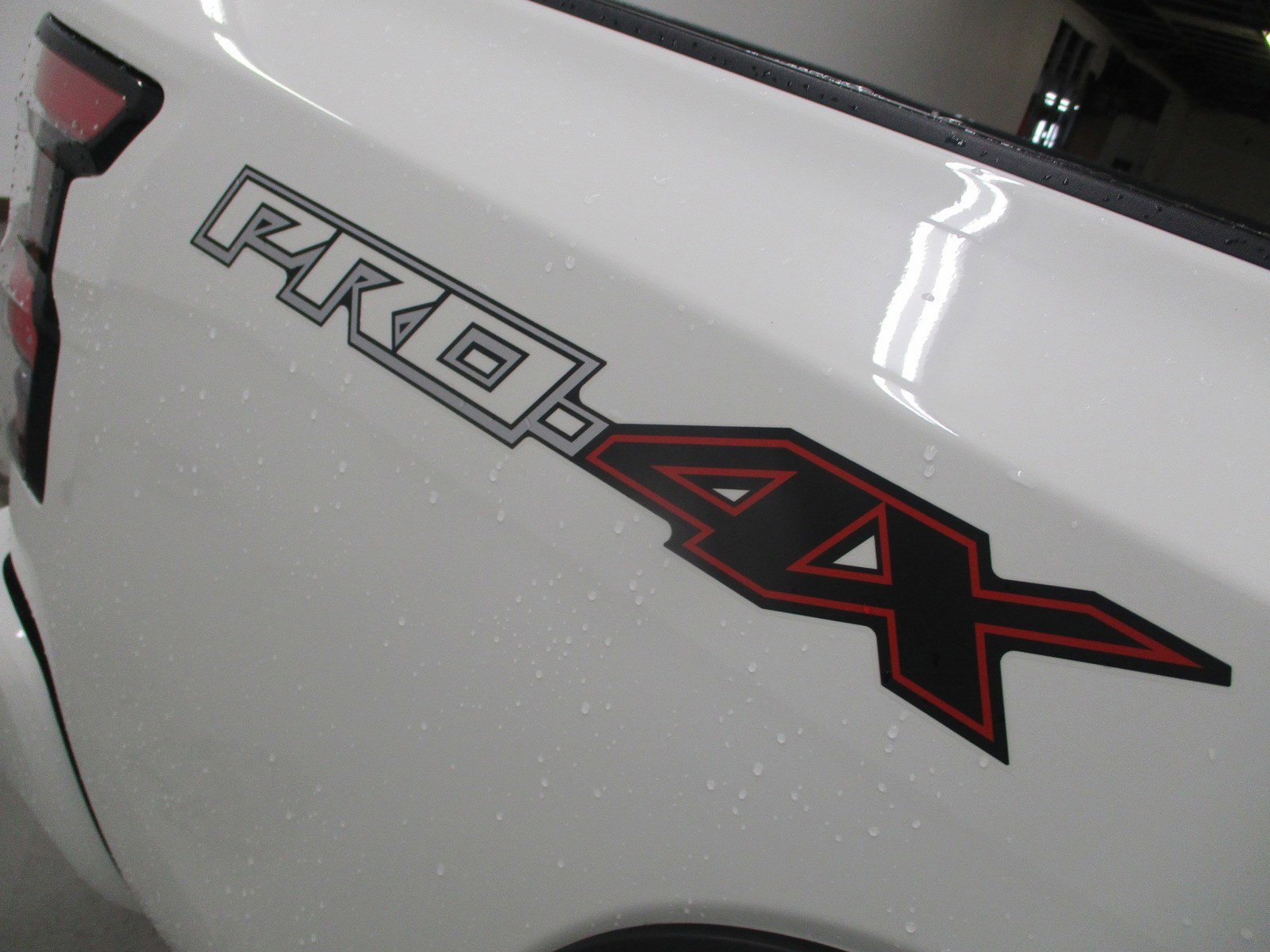 New 2025 Nissan Frontier PRO-4X w/ Pro Premium Package image 6