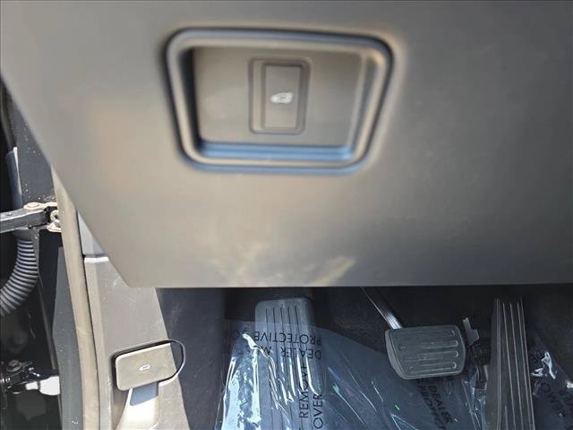 Used 2023 Land Rover Range Rover Sport SE AWD/4WD image 26