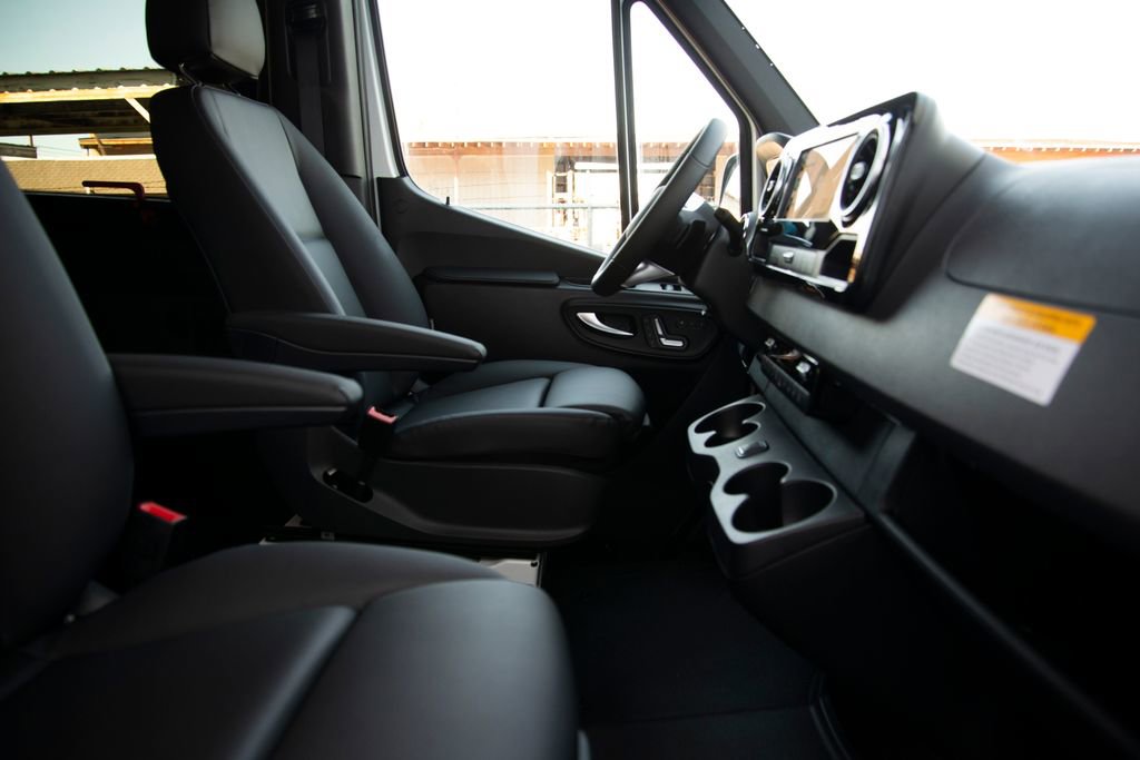 New 2026 Mercedes-Benz Sprinter 2500 image 15