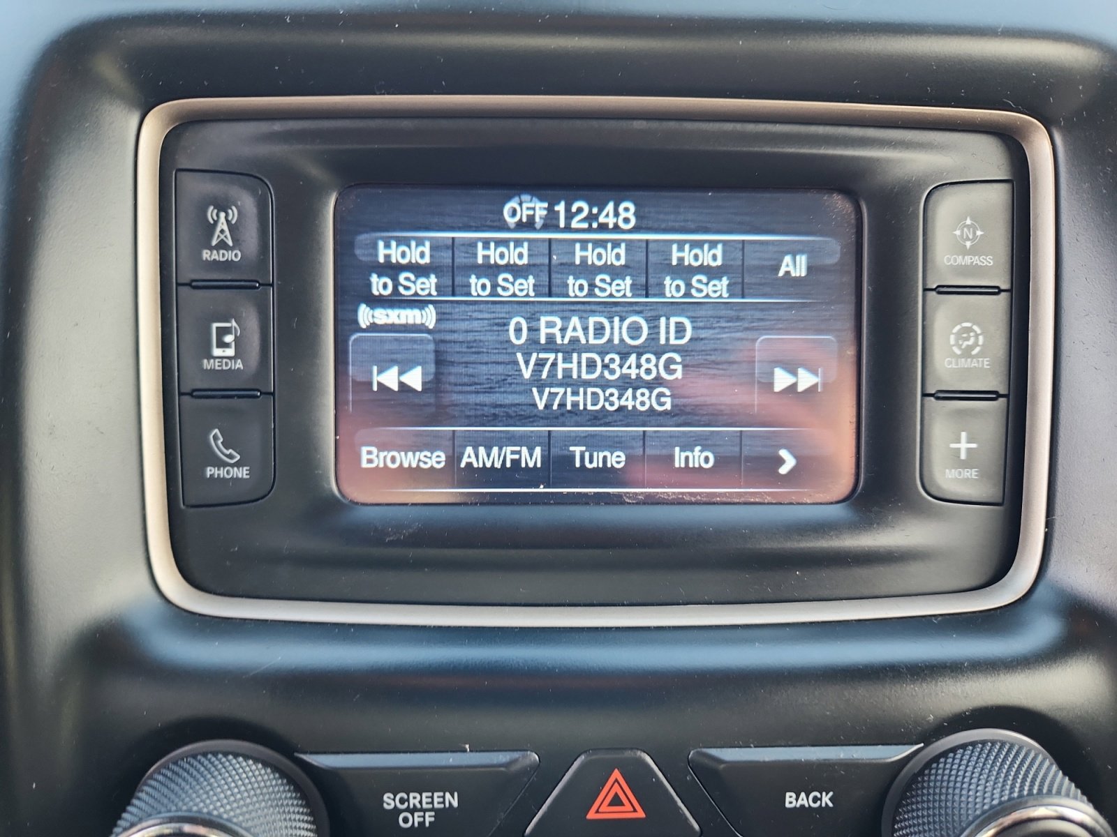 Used 2014 Jeep Grand Cherokee Laredo w/ Quick Order Package 23E image 28