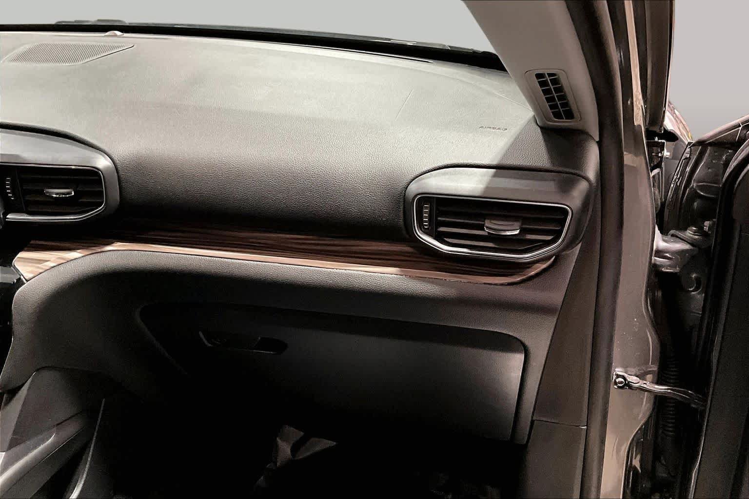 Used 2022 Ford Explorer Limited AWD/4WD image 19