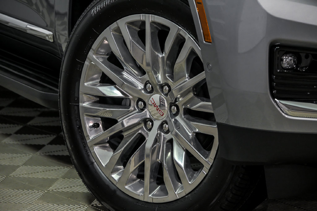 New 2027 GMC Yukon Elevation w/ Elevation Premium Package AWD/4WD image 3