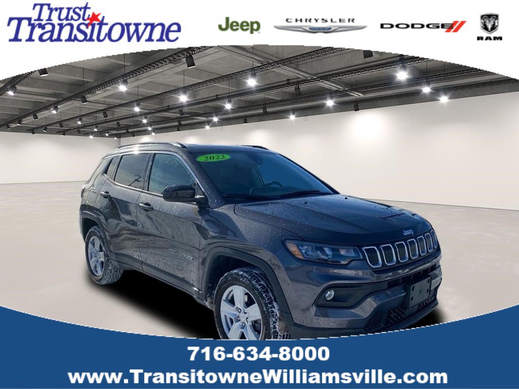 Used 2022 Jeep Compass Latitude w/ Convenience Group AWD/4WD image 1