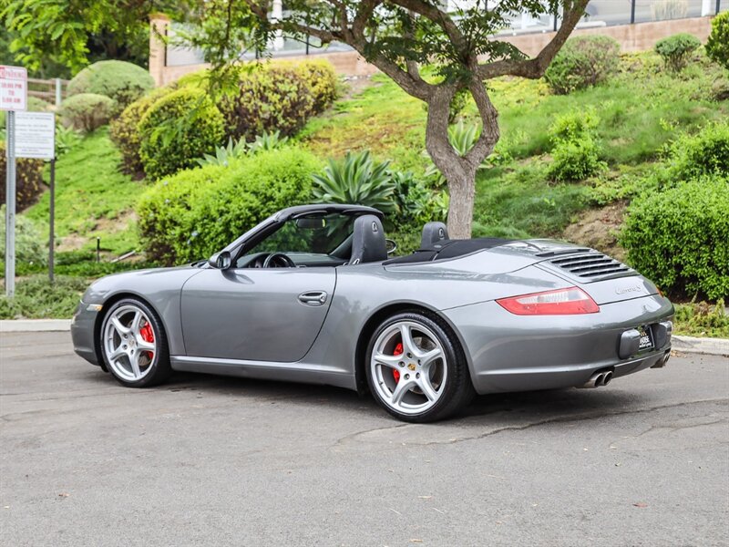 Used 2007 Porsche 911 Carrera S RWD image 3