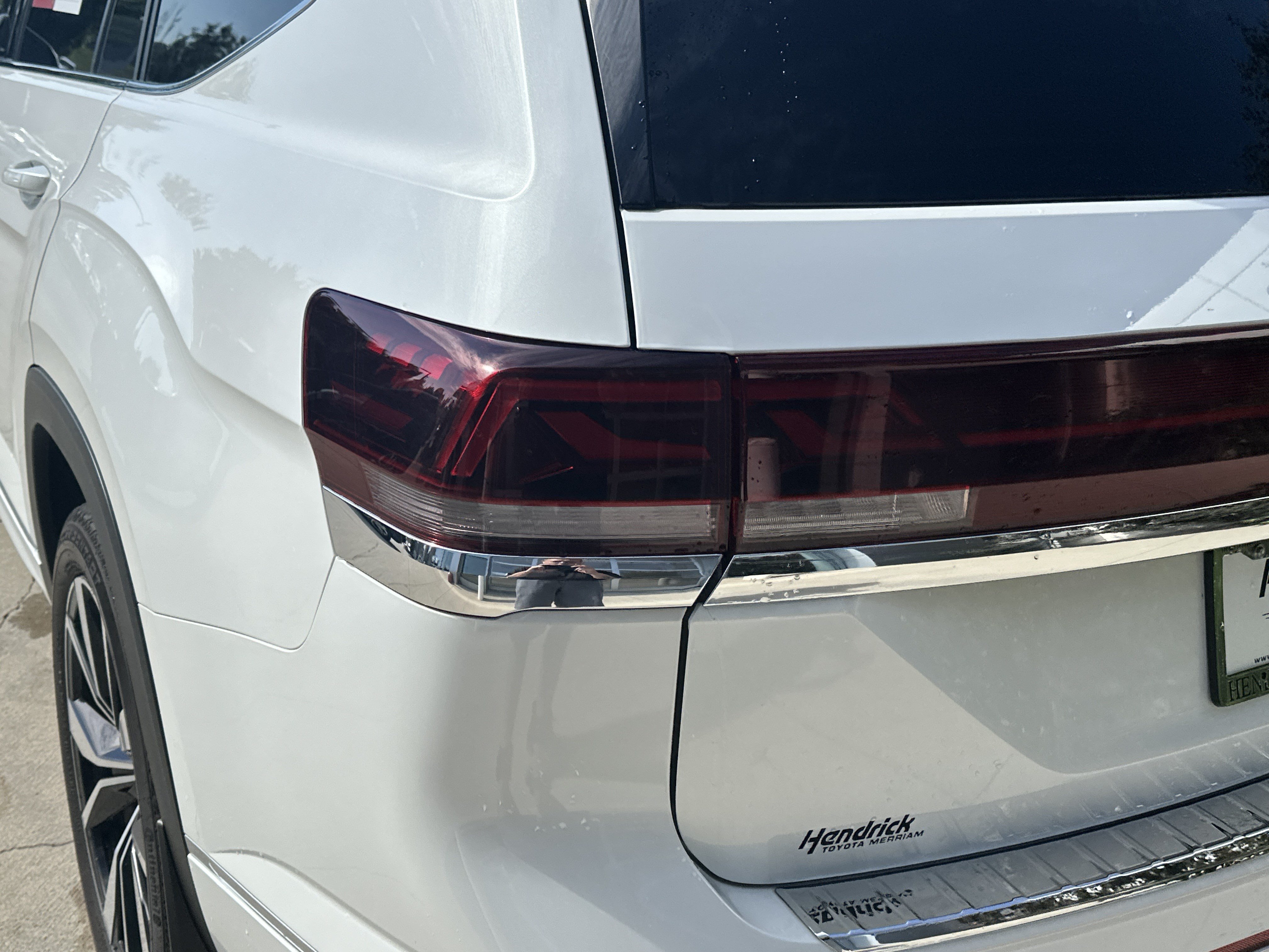 Used 2024 Volkswagen Atlas SEL Premium R-Line AWD/4WD image 12