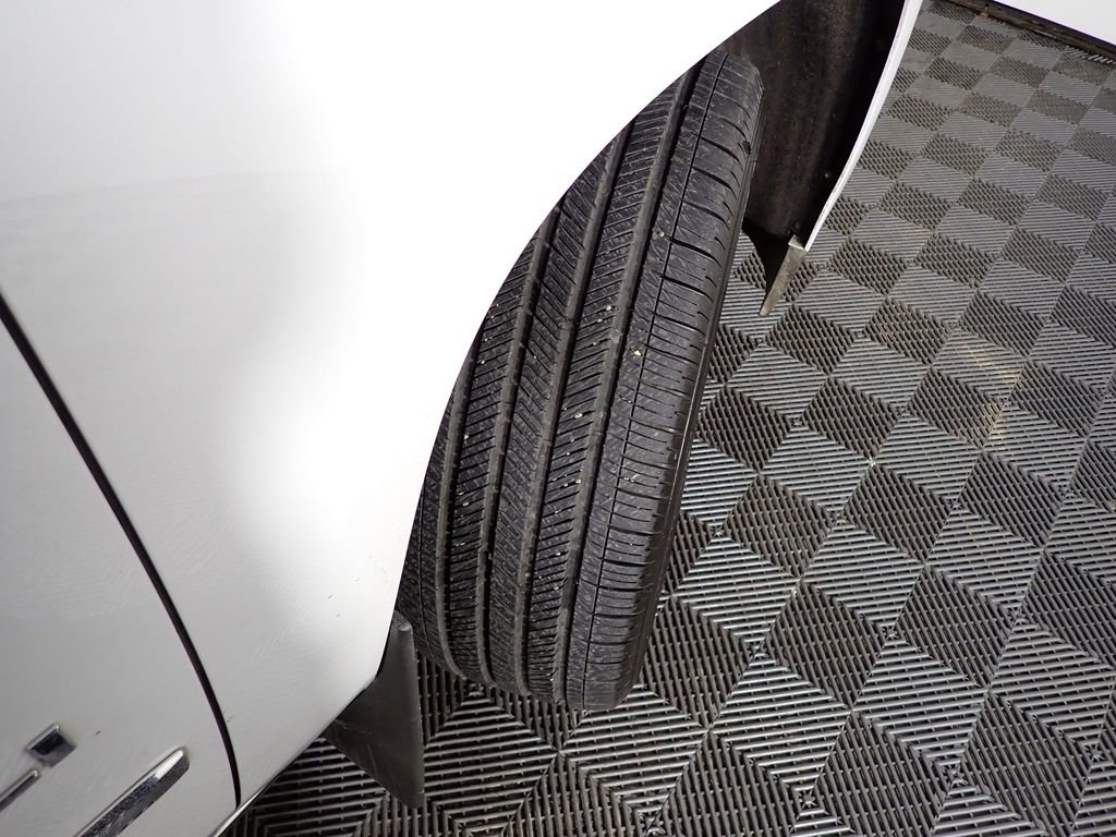 Used 2017 GMC Yukon Denali w/ Open Road Package image 42