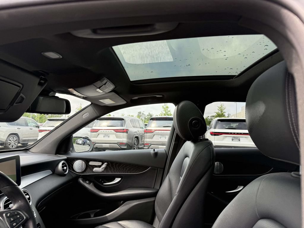 Used 2017 Mercedes-Benz GLC 300 4MATIC image 20
