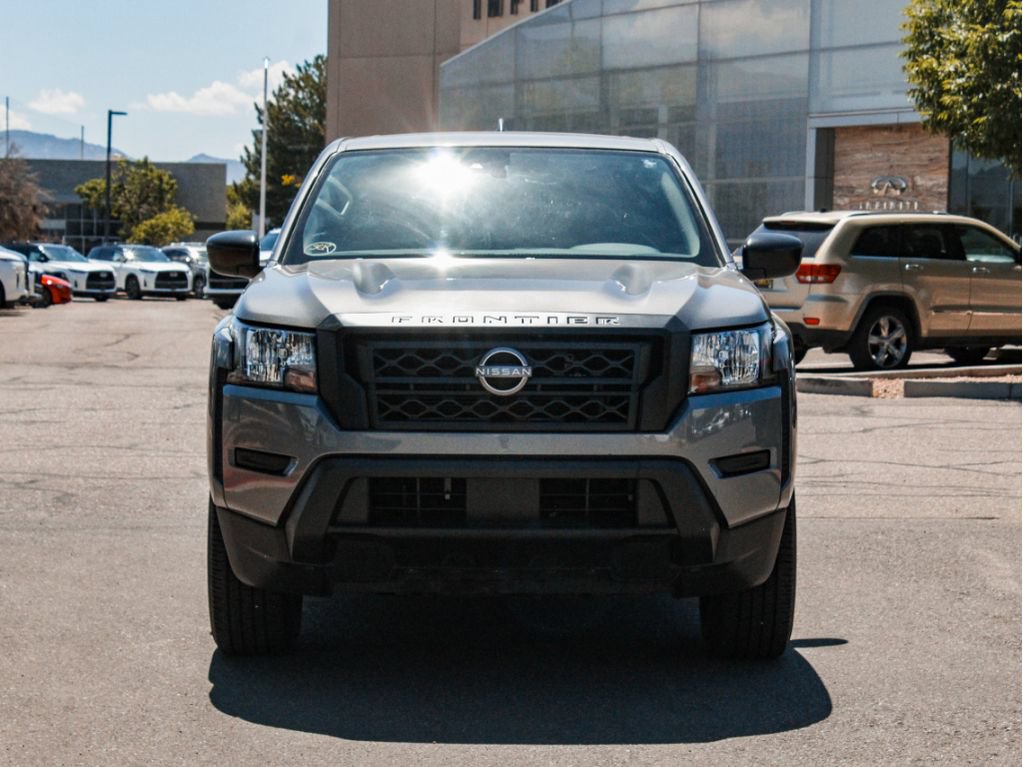 Used 2022 Nissan Frontier S w/ Technology Package RWD image 2