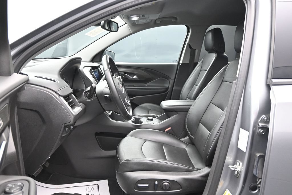 Used 2024 GMC Terrain SLT AWD/4WD image 9