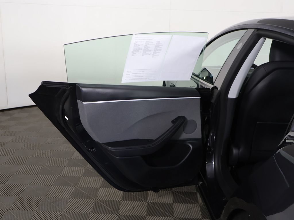 Used 2025 Tesla Model 3 RWD image 26