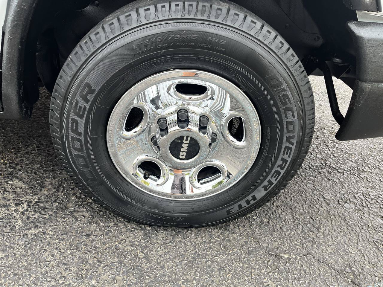 Used 2008 GMC Savana 3500 Extended RWD image 10