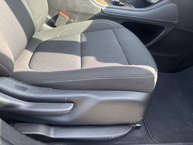 Used 2023 GMC Acadia SLE w/ Elevation Edition image 14