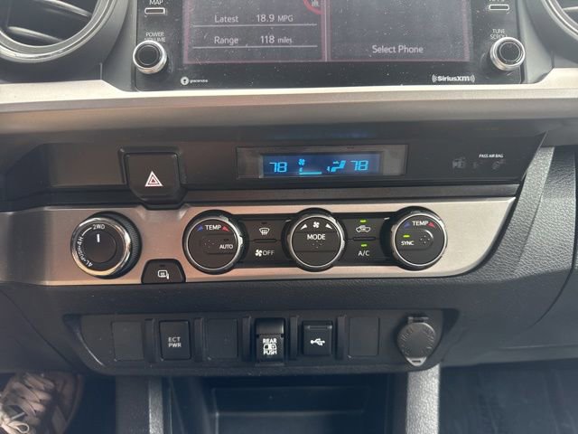 Used 2022 Toyota Tacoma SR5 AWD/4WD image 15