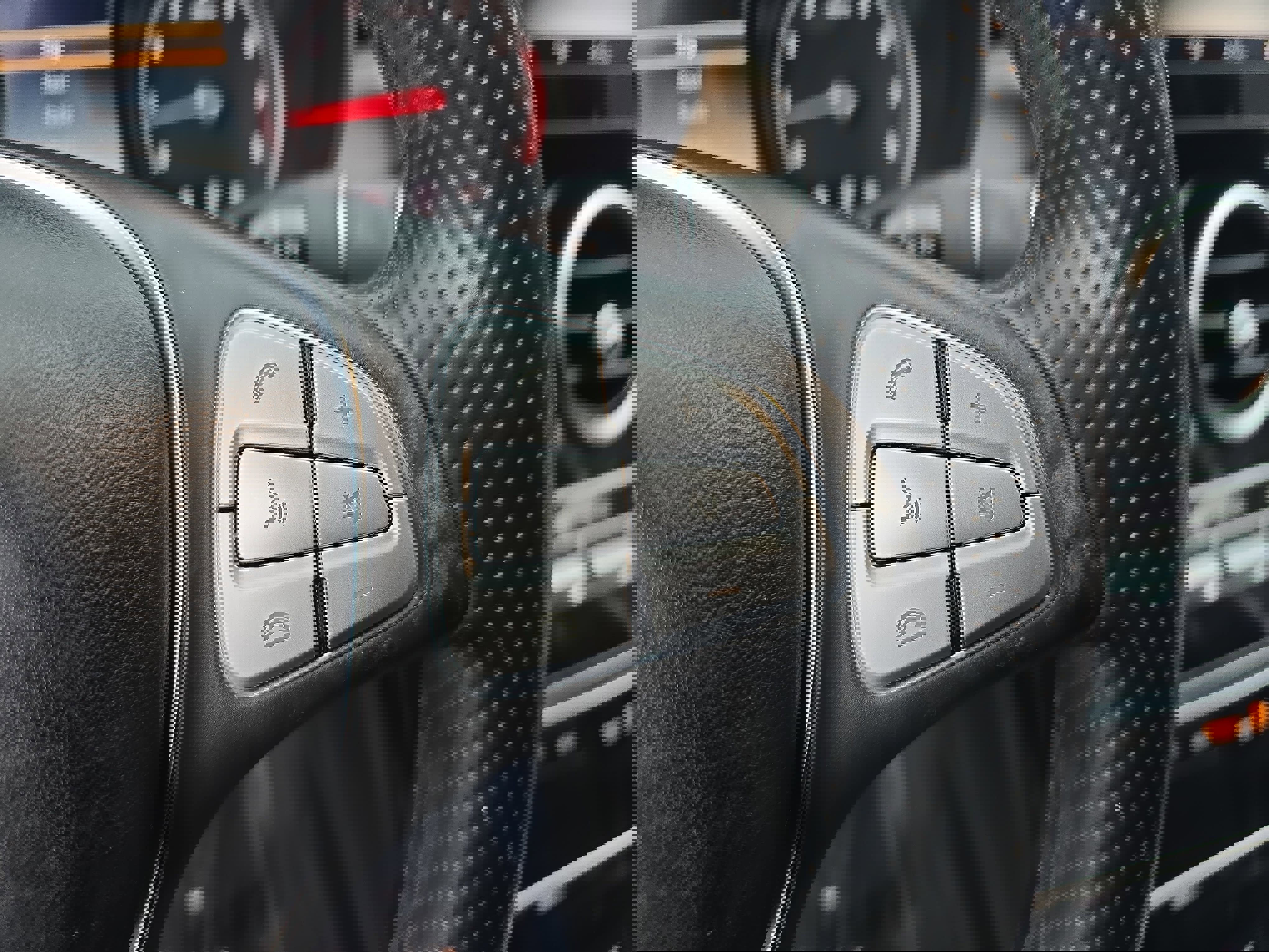 Used 2015 Mercedes-Benz C 300 4MATIC Sedan image 17